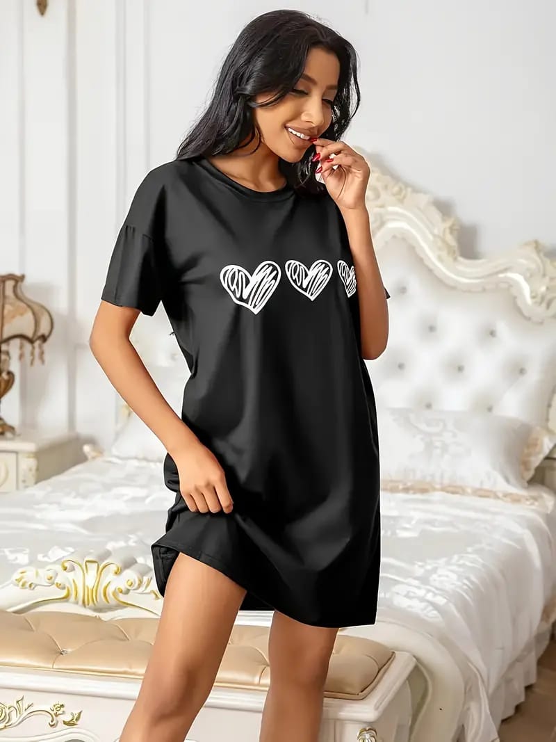 Black With White Heart Long Shirt For Her (OM-1112)