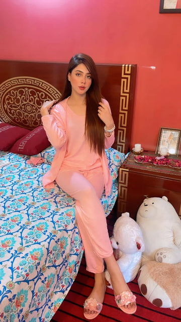 Women’s Elegant Baby Pink 3-Piece Lounge Set (OM-1147)
