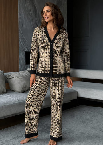 Signature Monogram Printed Button Style Pj Set (TST)